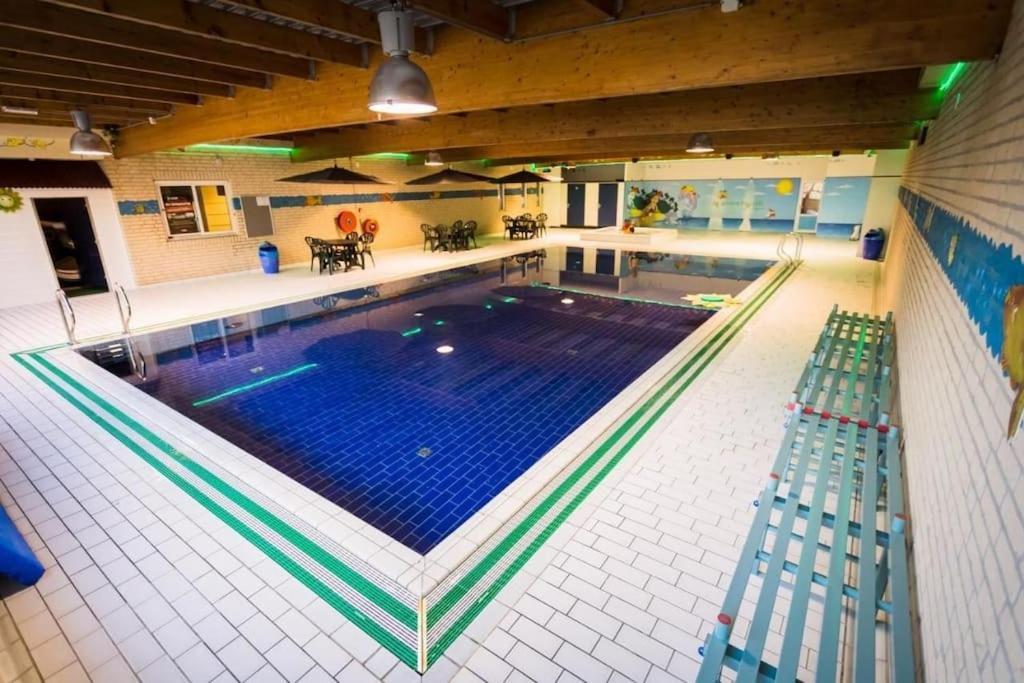 Vakantiehuis Aan Het Water -Incl Laadpaal- Ewijk Экстерьер фото